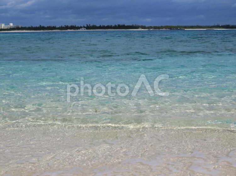 透明の海　宮古島 砂浜,宮古島,離島の写真素材