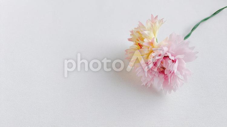 フェイクフラワー（黄色とピンク・右上） フェイクフラワー,造花,雑貨の写真素材