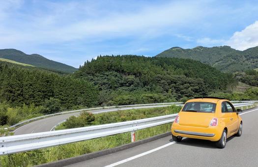 ドライブの途中 ドライブの途中 車,ドライブ,カーブの写真素材