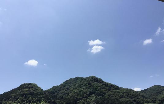 空と山 空と山の写真