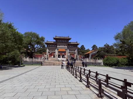 昭陵への入り口の門 昭陵への入り口の門 北陵公園,中国,海外の写真素材