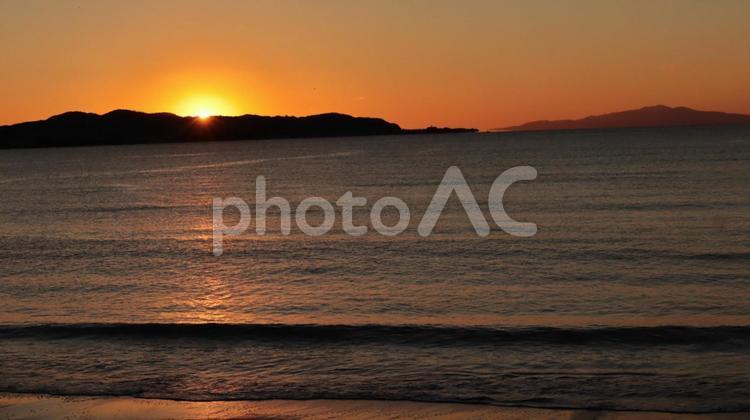 夕暮れの海 海,夕日,夕暮れの写真素材