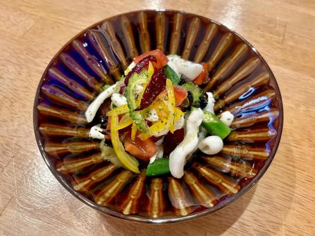 イカと夏野菜のマリネ マリネ,料理,いかの写真素材