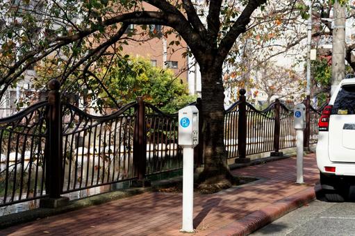 パーキングメーター パーキングメーター,駐車スペース,パーキングチケットの写真素材