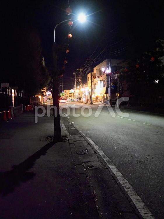 夜の秩父市街・街明かりの小路（埼玉県） 秩父市,レトロ,夜景の写真素材