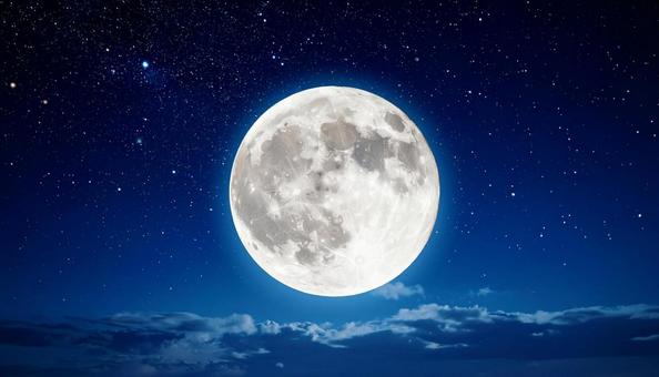 夜空に浮かぶ美しい満月と星 夜空に浮かぶ美しい満月と星の写真