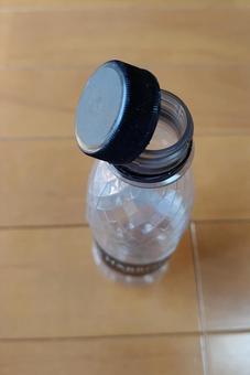 キャップ一体型ペットボトル② キャップ一体型ペットボトル②の写真