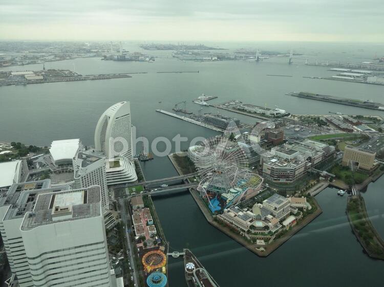 横浜港周辺 町並み,横浜,みなとみらいの写真素材
