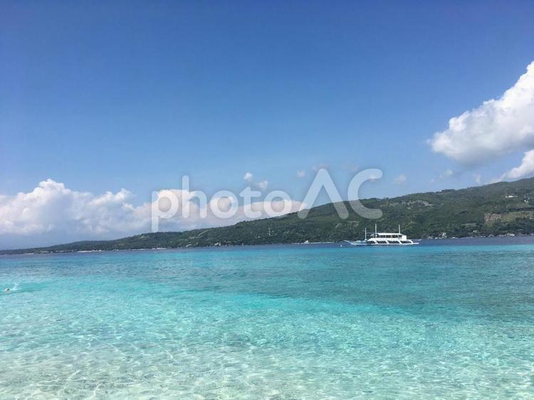 美しい南国の海 海,旅,晴れの写真素材