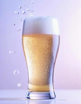 パステルトーンのビールジョッキ パステルトーンのビールジョッキの写真