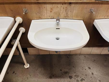 洗面台 洗面台,手洗い,水道の写真素材