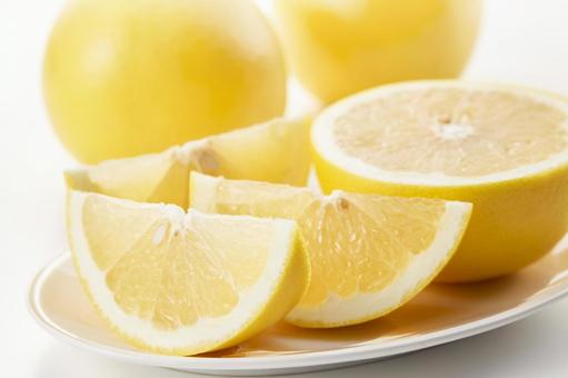 新鮮なグレープフルーツ 新鮮なグレープフルーツ グレープフルーツ,柑橘類,カットの写真素材