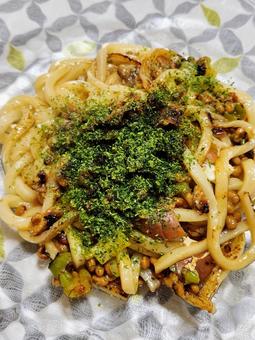 納豆焼きうどん2 納豆焼きうどん2の写真