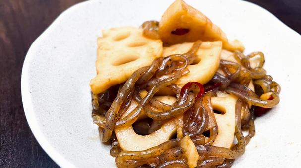 れんこんと糸こんにゃくのきんぴら れんこんと糸こんにゃくのきんぴら れんこん,糸こんにゃく,きんぴらの写真素材