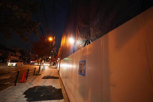 工事現場のフェンス　街灯 幹線道路,今里筋線,街灯の写真素材