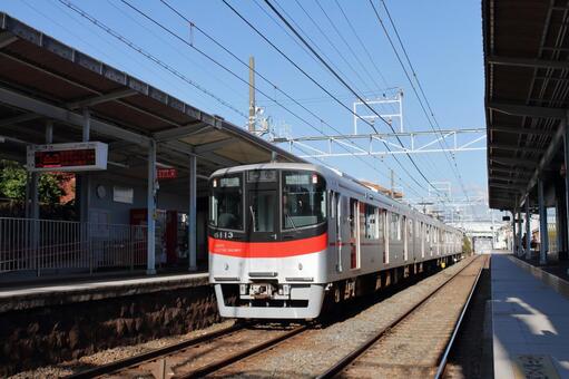 山陽電鉄、月見山駅、ホーム 山陽電鉄,本線,月見山駅の写真素材