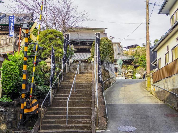 【神奈川県】鎌倉市・腰越の満福寺 満福寺,腰越,鎌倉市の写真素材
