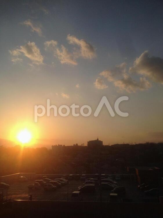 日本の田舎町からの風景と夕日 すごい,夕日,日本の写真素材