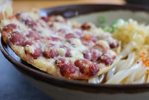 さぬきうどん店の金時豆天ぷらぶっかけの冷 さぬきうどん店の金時豆天ぷらぶっかけの冷 さぬきうどん,さぬき,うどんの写真素材
