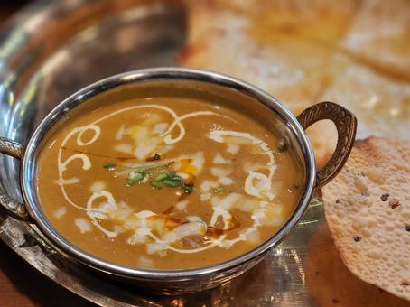 カレー カレー,バターチキンカレー,ネパール料理の写真素材