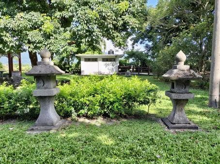 旧豊田神社灯籠 旧豊田神社灯籠の写真