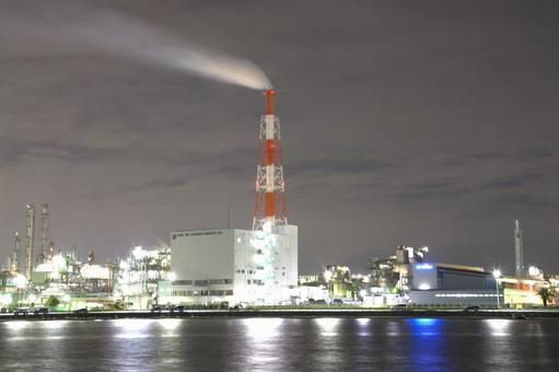 夜のコンビナート 夜のコンビナートの写真