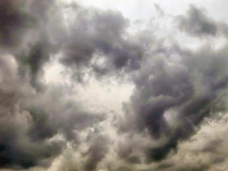 四月の雲-45の写真