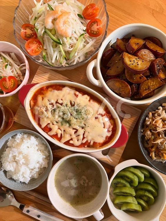 白菜と豚バラのラザニア風定食 食事,ご飯,夕食の写真素材