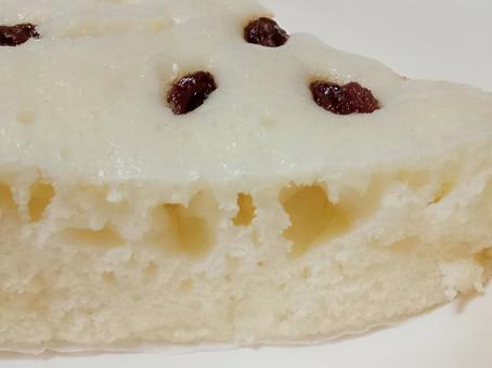 蒸しパン 蒸しパン,食べ物,レーズンの写真素材