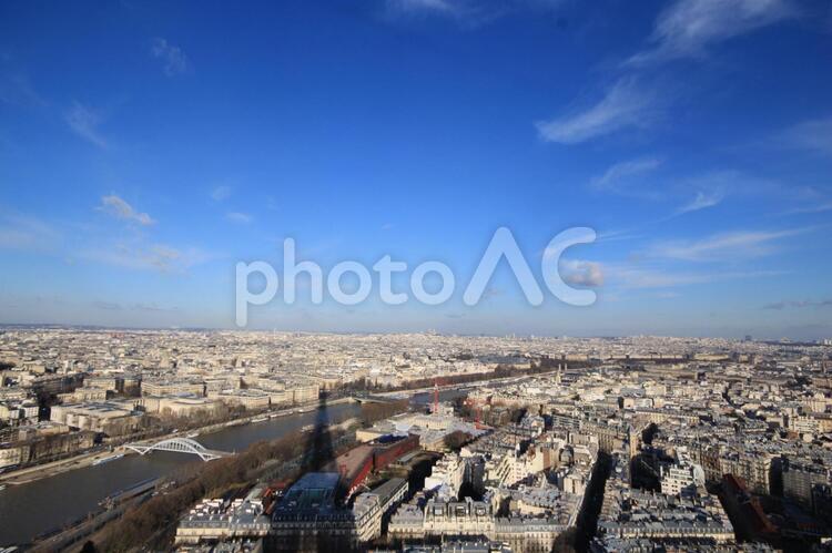 エッフェル塔から見える景色１ フランス,パリ,エッフェル塔の写真素材