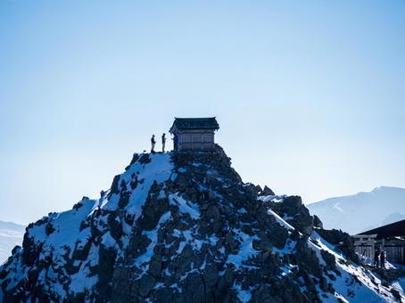 初冬の雄山山頂 初冬の雄山山頂 立山,山,自然の写真素材
