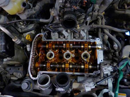 DOHCエンジン カムシャフト,dohc,エンジン分解の写真素材