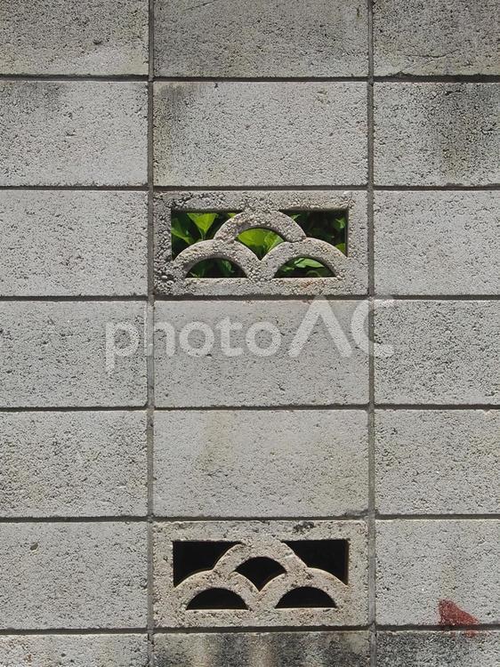 透かし模様入りブロック塀 テクスチャ,背景,ブロックの写真素材