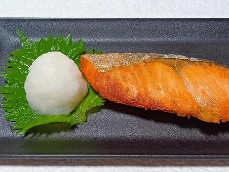 銀鮭塩焼き 鮭,魚,塩焼きの写真素材