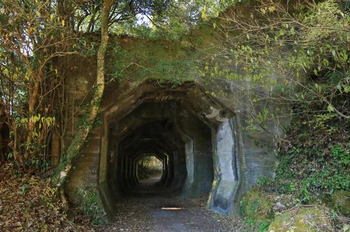 熊本県美里町 八角トンネル 熊本県美里町 八角トンネル 八角トンネル,トンネル,洞門の写真素材