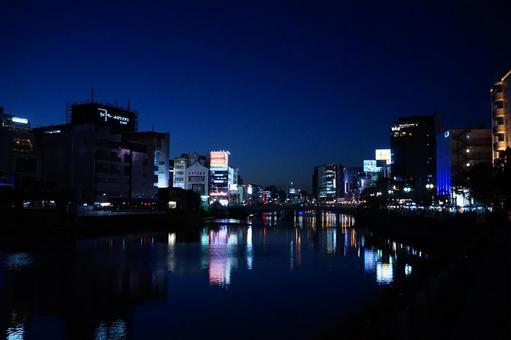 中洲川端の夜景 中洲川端の夜景 中洲,福岡,中洲川端の写真素材