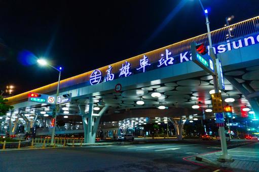 【台湾】夜の高雄駅 2025 【台湾】夜の高雄駅 2025 台湾,高雄,taiwanの写真素材