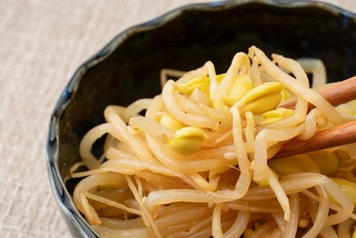 豆もやしのナムル 豆もやしのナムルの写真
