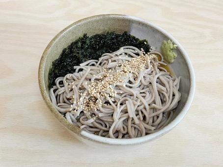 冷やしそば・あおさ海苔と胡麻 冷やしそば・あおさ海苔と胡麻 蕎麦,そば,冷やしの写真素材