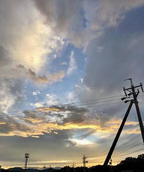 夏 朝日が昇るころ 夏 朝日が昇るころの写真