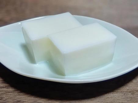 牛乳ようかん 牛乳ようかん,牛乳,ようかんの写真素材