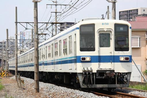 東武野田線、8000系 東武野田線、8000系の写真