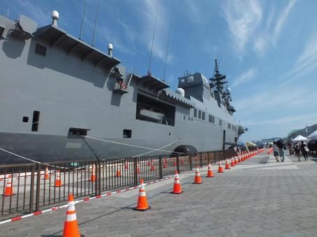 護衛艦ひゅうが乗船 護衛艦ひゅうが乗船 護衛艦,ひゅうが,一般公開の写真素材