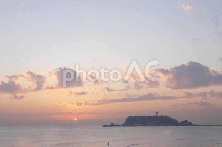 江の島の夕暮れ 江の島,海,空の写真素材