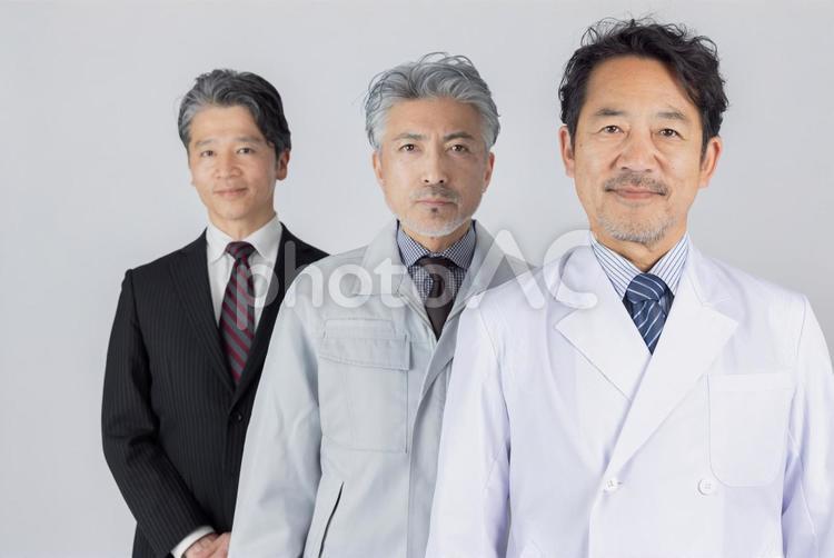 様々な職業のミドルエイジ男性　 男性,ビジネスマン,人物の写真素材