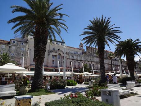 クロアチア　海岸の街並み クロアチア,スプリト,海辺の写真素材