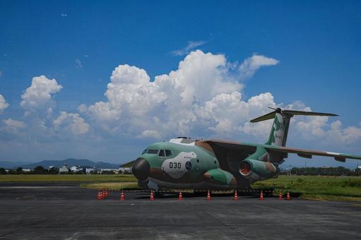 浜松基地に展示されるC1 浜松基地に展示されるC1 浜松基地,展示機,c1の写真素材