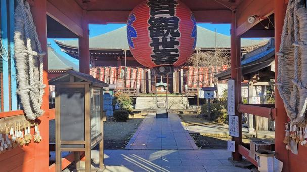 坂東33観音 07番 光明寺 山門の風景 坂東33観音 07番 光明寺 山門の風景の写真