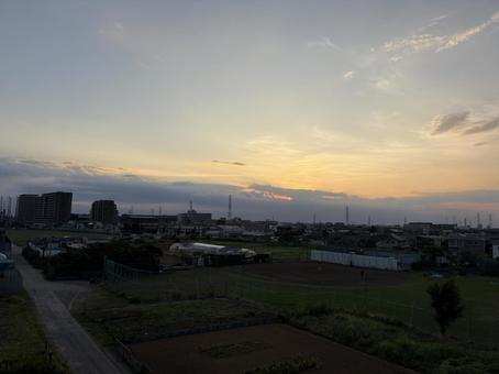 夕日と野球場 夕日と野球場の写真