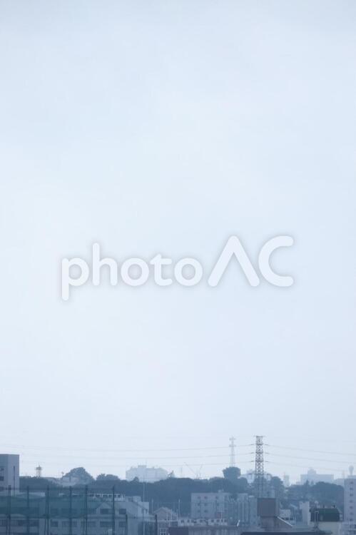 鉄塔のある街 鉄塔,青空,暮らしの写真素材